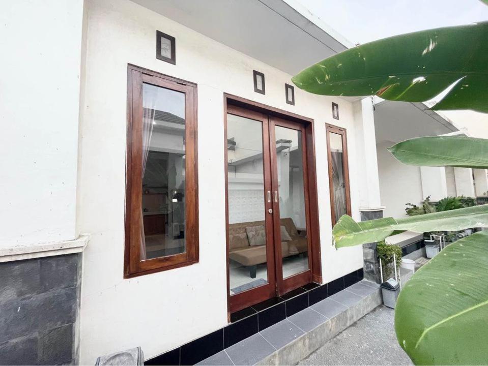 Lagriya Guest House Ketewel Dış mekan fotoğraf