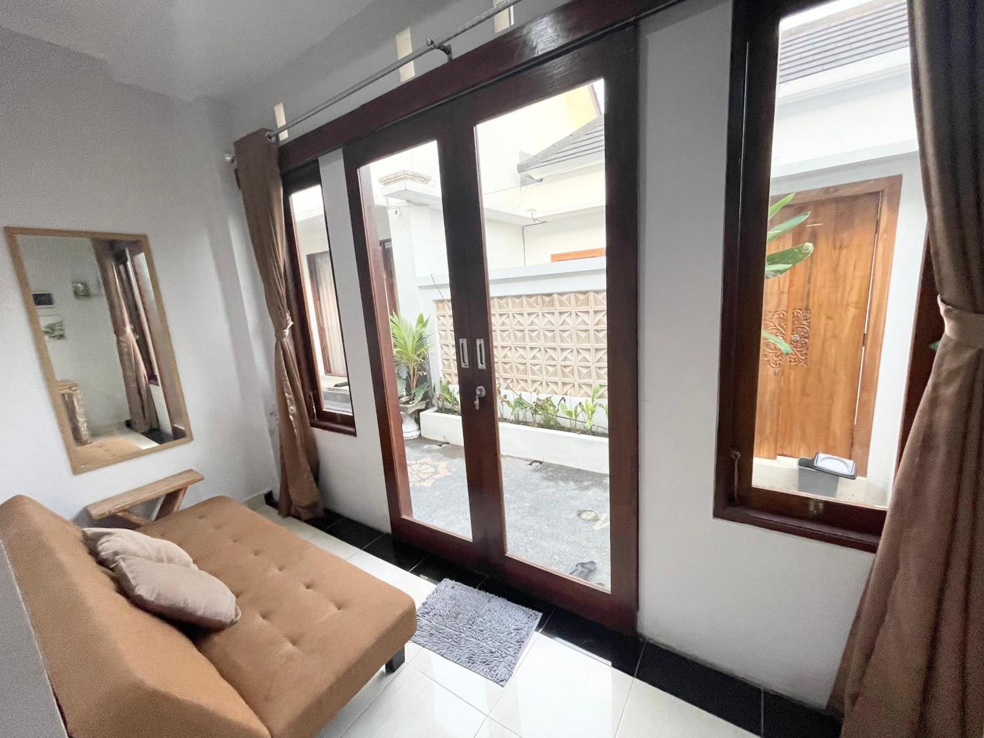 Lagriya Guest House Ketewel Dış mekan fotoğraf
